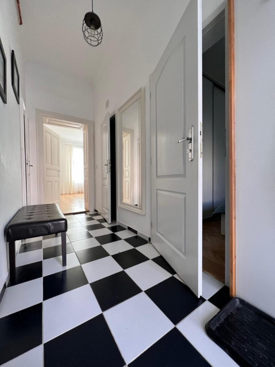 Stylish Flat In City Centre Bratislava Dış mekan fotoğraf